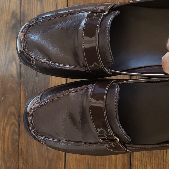 L.L. Bean women's brown leather loafers size 9.5 - Picture 4 of 10